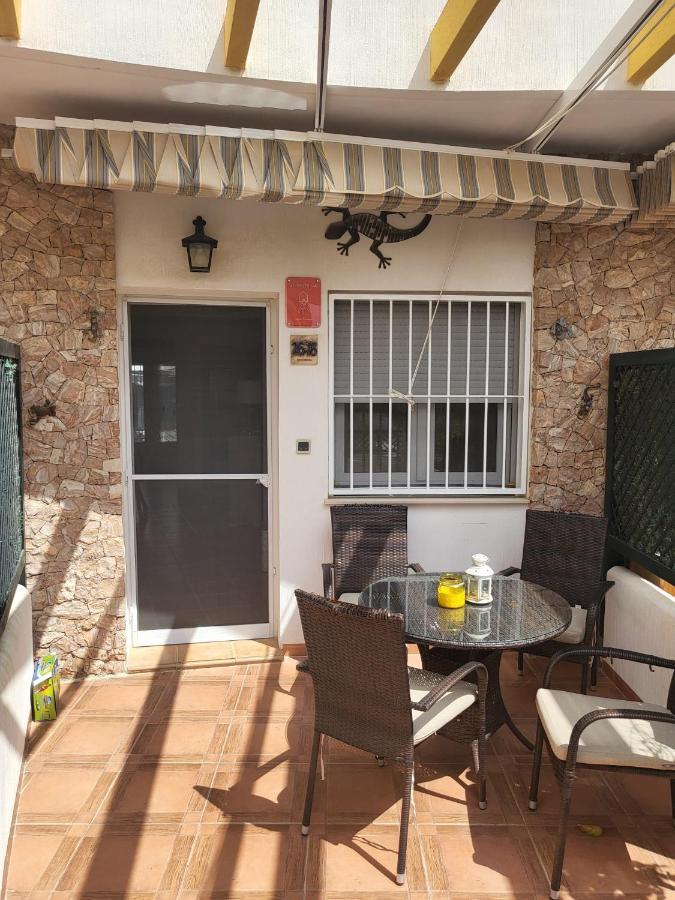 Magnifico Adosado Con Piscina Y Barbacoa Villa Campoamor Kültér fotó